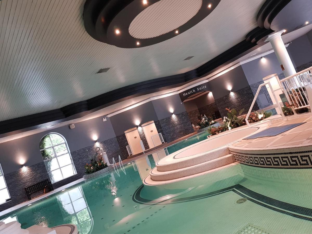 Rochestown Park Hotel 4*
