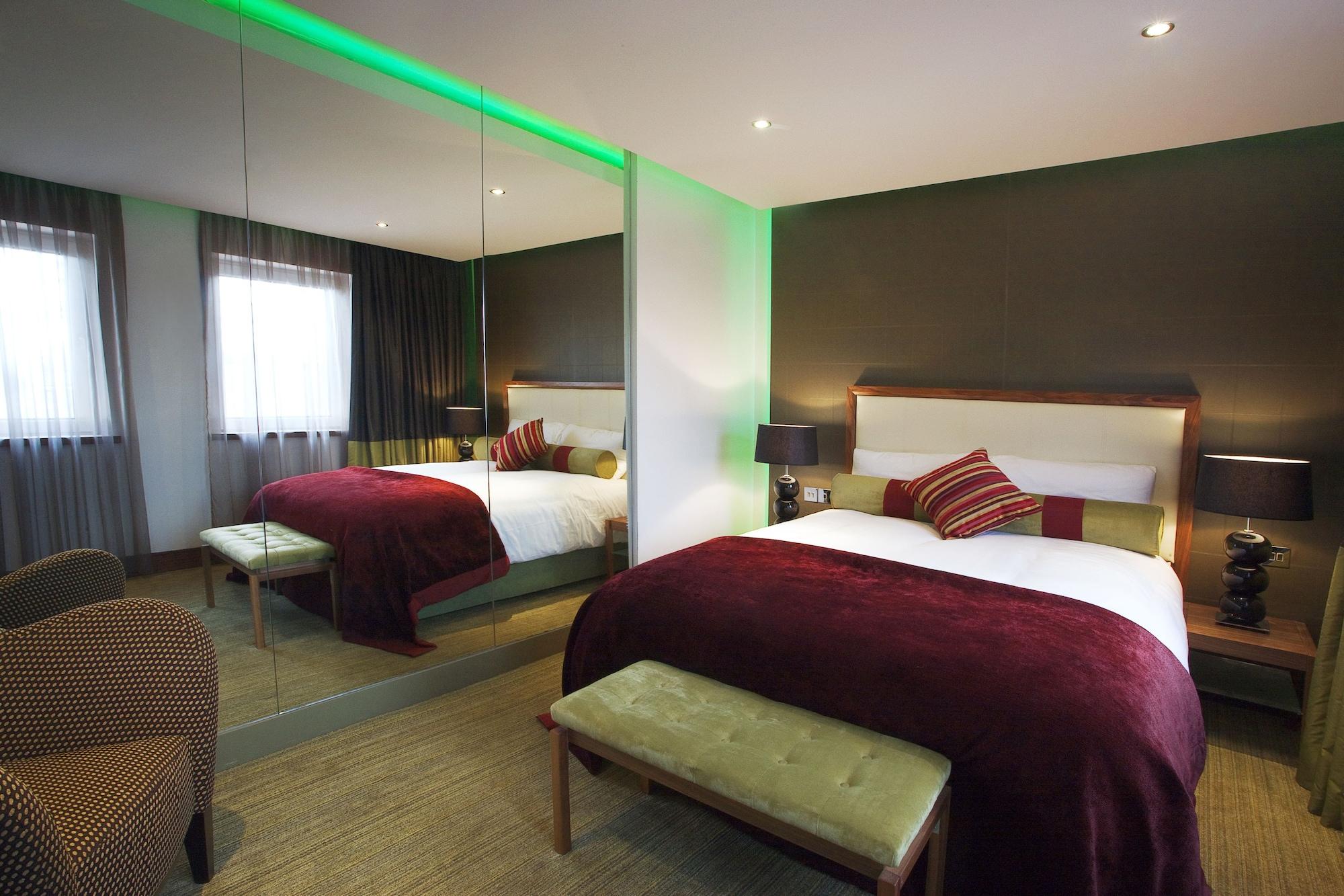 Hotel Rochestown Park 4*