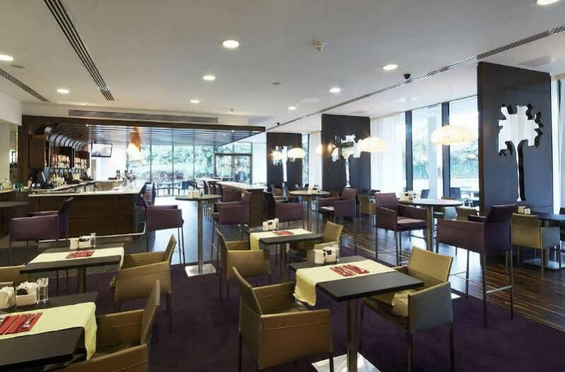 Rochestown Park Hotel 4*